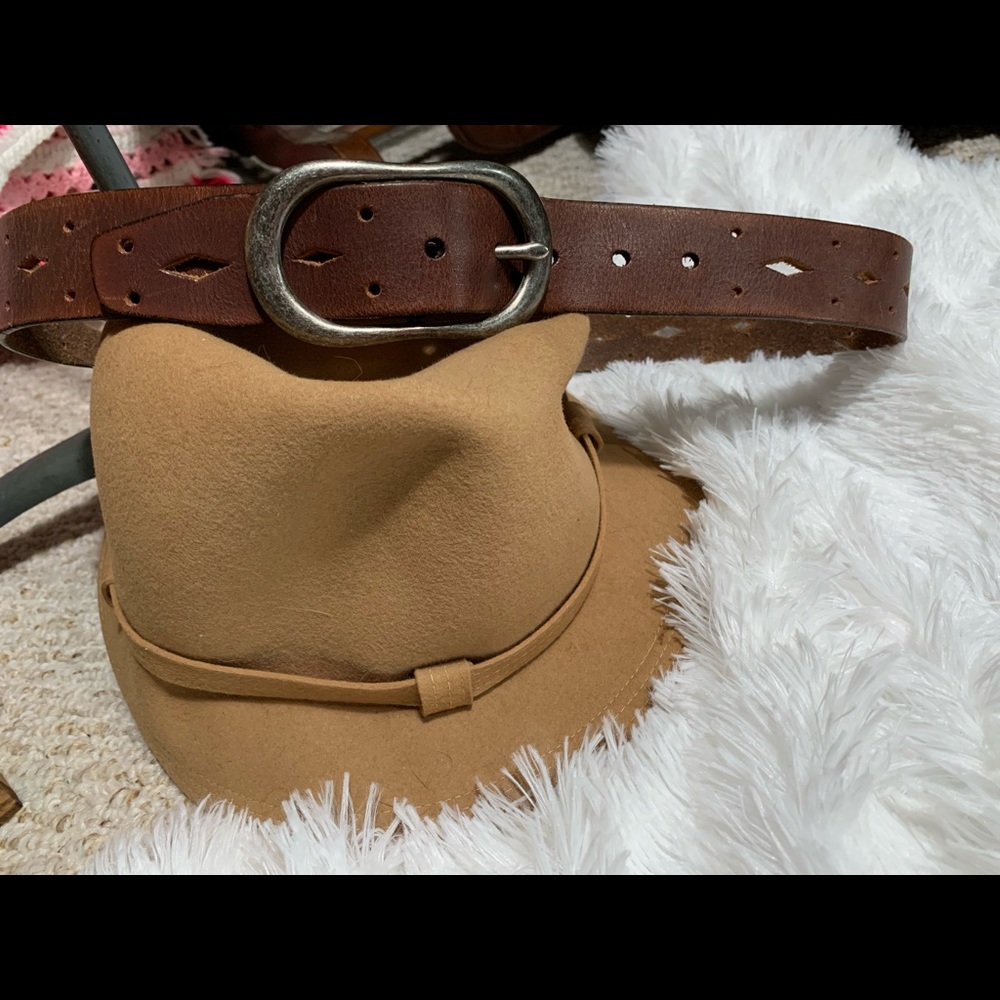 Leather belt